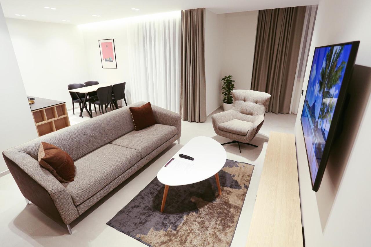 Hotel 12 Gjakova Eksteriør bilde