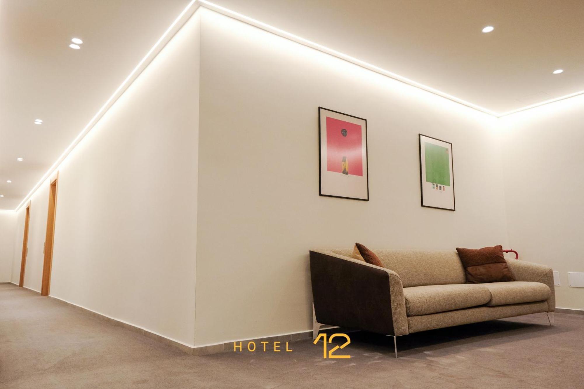 Hotel 12 Gjakova Eksteriør bilde